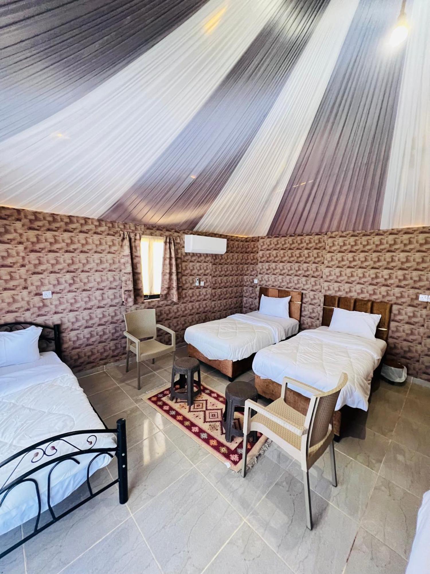Abdullah Luxury Camp Leilighet Wadi Rum Eksteriør bilde