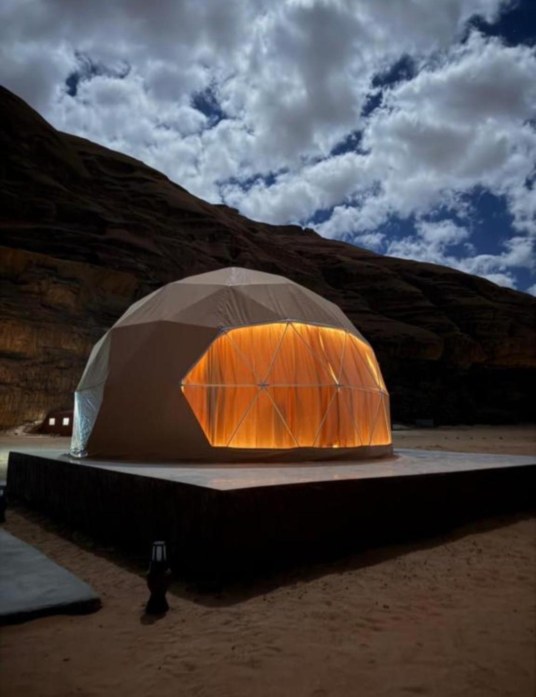 Abdullah Luxury Camp Leilighet Wadi Rum Eksteriør bilde